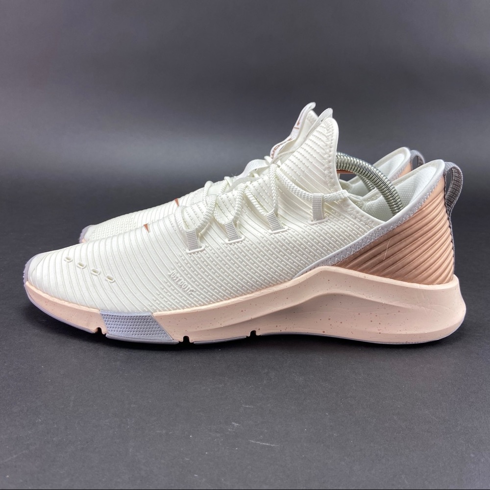 🔴SOLD Nike Women's Air Zoom Elevate Running Shoes - Picture 5 of 8